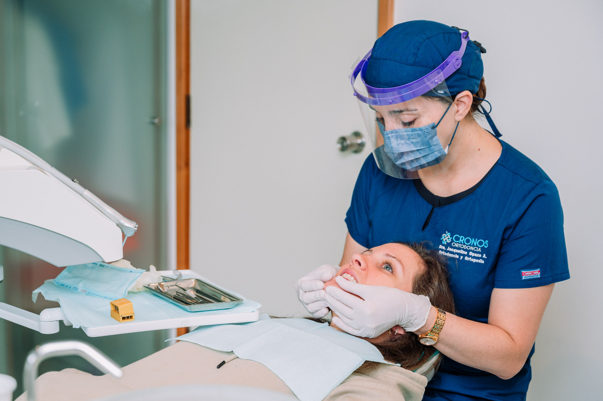 Diagnóstico y evaluacion de Ortodoncia Invisible con la Dra. Jacqueline Opazo en Clínica Dental